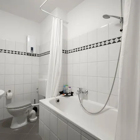 Bismarck - And Relaxing With Rooftop Terrace In Lägenhet Essen