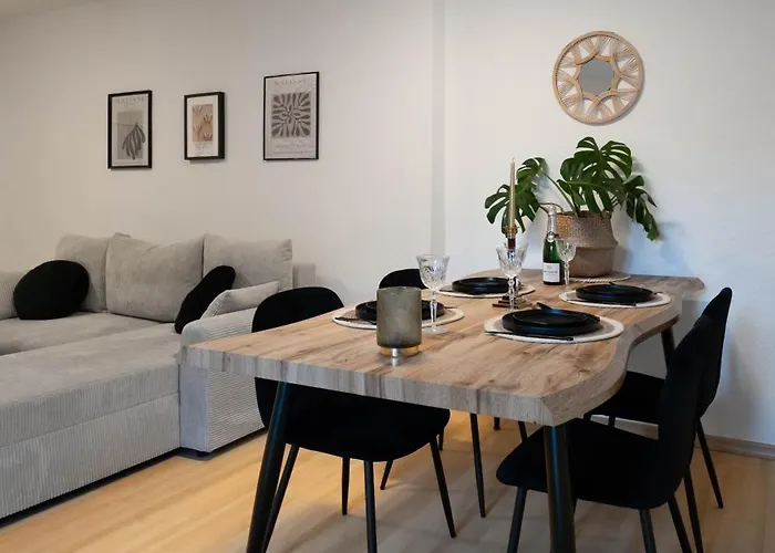 Bismarck - And Relaxing With Rooftop Terrace In Apartamento