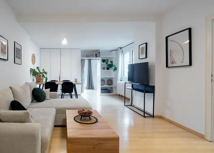 Bismarck - And Relaxing With Rooftop Terrace In *